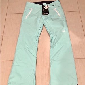 DC Women Snowboard Pants